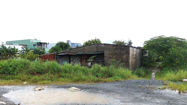 Nhà đất 100m2 đền bù 108 triệu đồng: Dân kêu bất công, chính quyền nói gì?