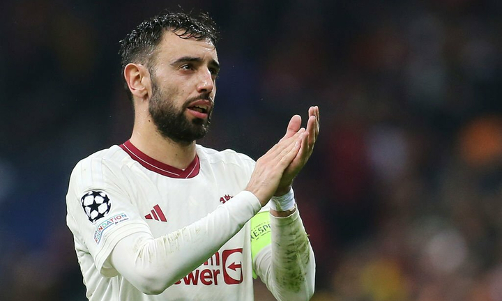 Man Utd khó qua vòng bảng Champions League, nguy cơ mất suất dự Europa League