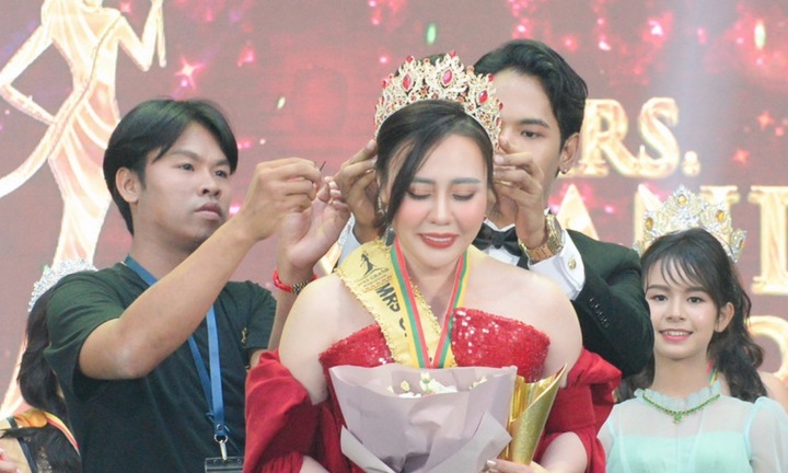 Phan Kim Oanh bật khóc khi được bổ nhiệm thêm một nhiệm kỳ hoa hậu