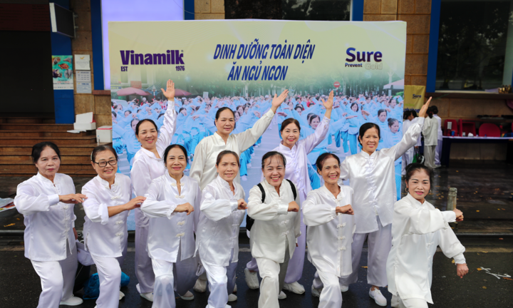 Chủ động thăm khám sức khỏe giúp người cao tuổi an tâm sống vui, sống khỏe