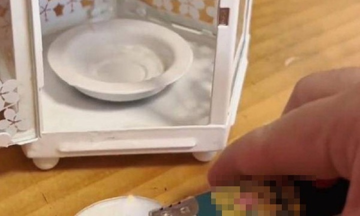 Mở món quà vợ được tặng khi tốt nghiệp, chồng bất ngờ phát hiện bí mật