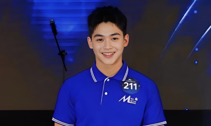 Nam sinh điển trai, học giỏi, sở hữu nụ cười 'tan chảy' mọi ánh nhìn