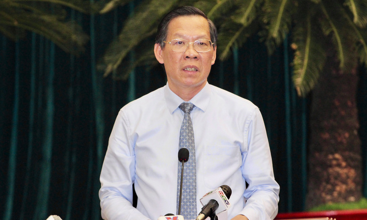 Chủ tịch TP.HCM phê bình 4 ban quản lý 'chưa nghiêm túc giải ngân đầu tư công'