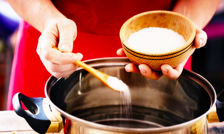 Dễ rước bệnh từ thói quen ăn nhiều muối