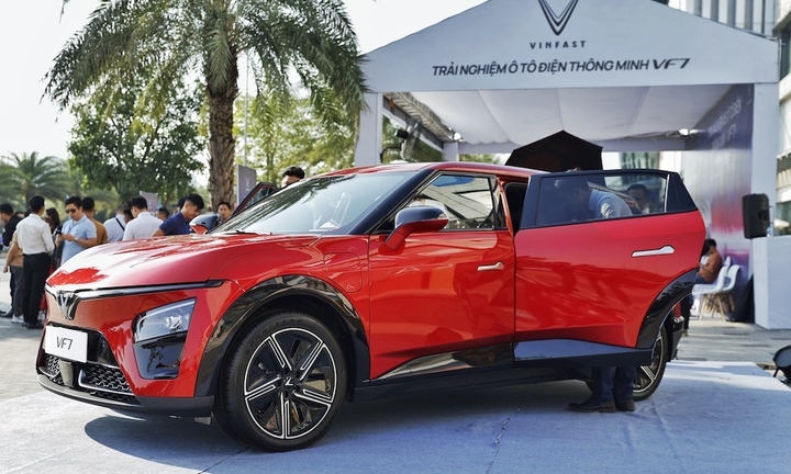 VinFast VF 7 – Chiếc xe có 'giá trị' vượt xa 'trị giá'