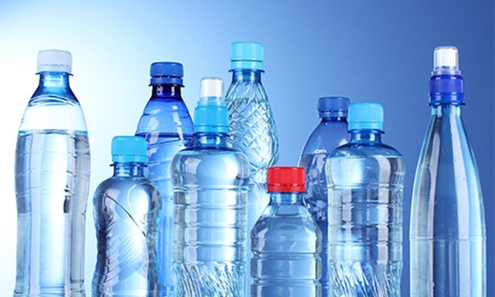 Đình chỉ hoạt động 4 cơ sở sản xuất nước uống đóng chai