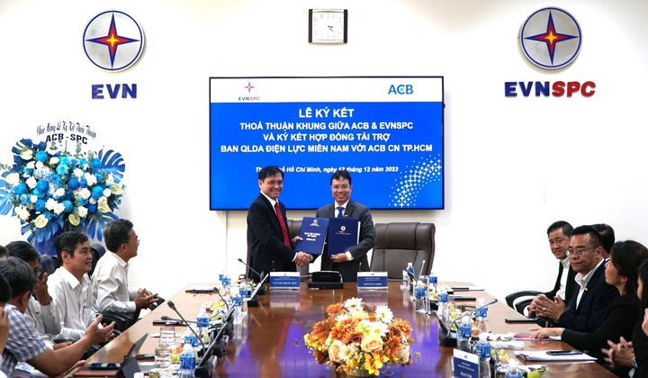EVNSPC tăng cường hợp tác với ACB