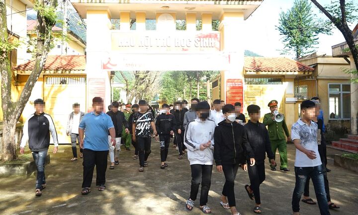 Đà Nẵng hỗ trợ tiền học nghề cho gái mại dâm hoàn lương