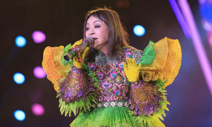 Danh ca Hương Lan chuẩn bị giã từ sân khấu sau khi hóa thân thành Cú Tây Bắc