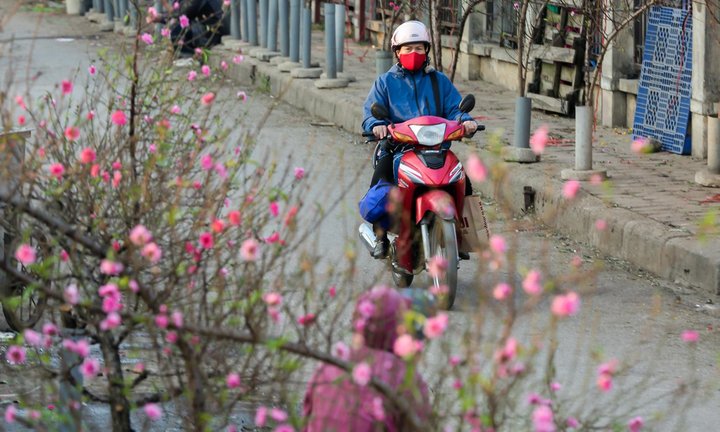 Đảm bảo người lao động được chi trả đầy đủ lương, tiền thưởng Tết Giáp Thìn 2024