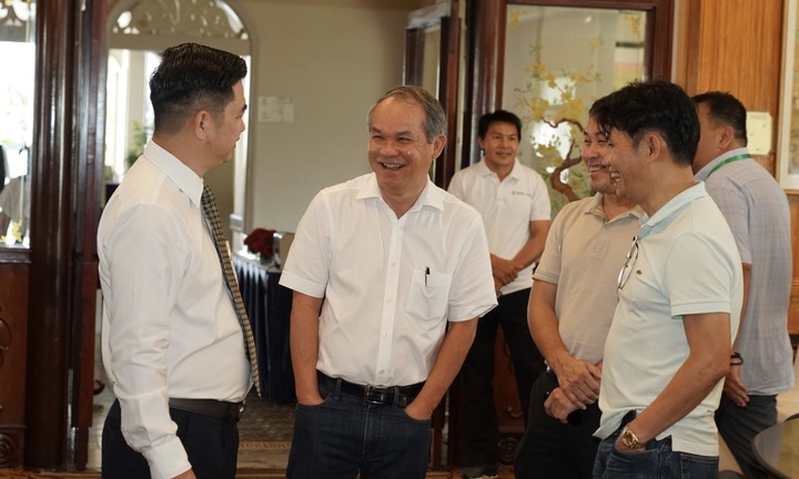 Bầu Đức bán tiếp Bệnh viện Hoàng Anh Gia Lai để trả nợ