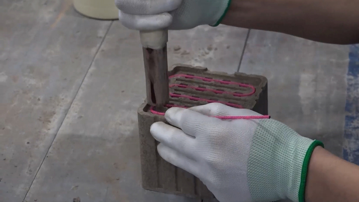 Pháo hoa tại nhà máy Z121 được sản xuất thế nào?