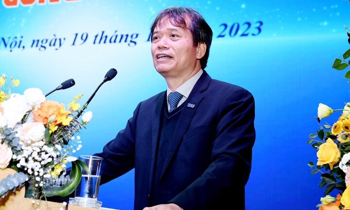 'Nhà trường và doanh nghiệp đều có trách nhiệm dạy sinh viên'