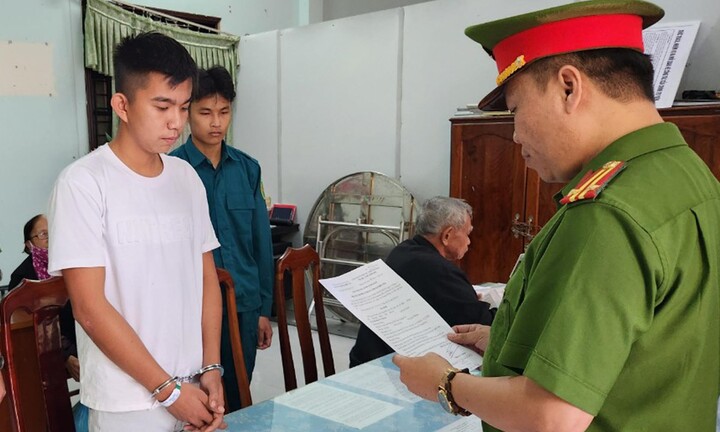 Thuê xe ô tô rồi mang đi bán, nam thanh niên 'nướng' hết tiền vào cờ bạc 