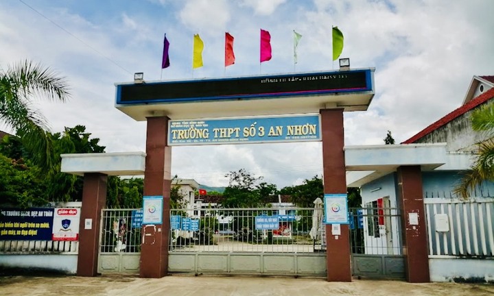 Nam sinh Bình Định bị bạn đánh hội đồng, gãy xương mũi: Nhà trường báo cáo gì?