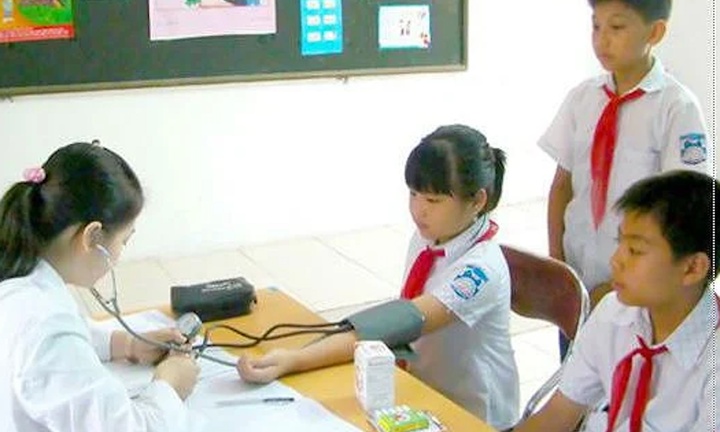 Hoà Bình quan tâm phát triển bảo hiểm y tế học sinh, sinh viên