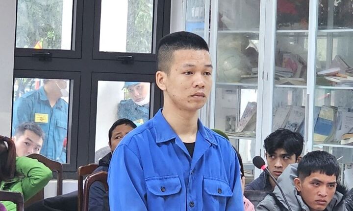 Ghen tuông, nam thanh niên chém người yêu cũ giữa chợ rồi tự tử