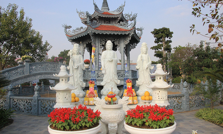 Chiêm ngưỡng ngôi chùa cổ có hệ thống tượng đá lớn nhất tỉnh Hải Dương