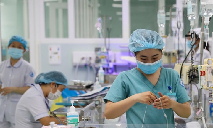 Một bệnh viện ở TP.HCM thưởng Tết cho hộ lý bằng mức giám đốc