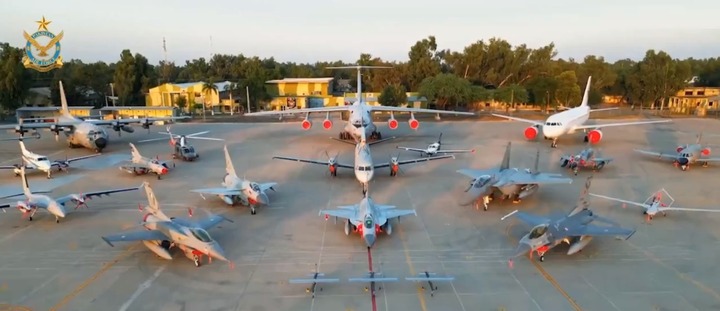 Bất ngờ trước chiến đấu cơ tiên tiến mới được Pakistan ra mắt