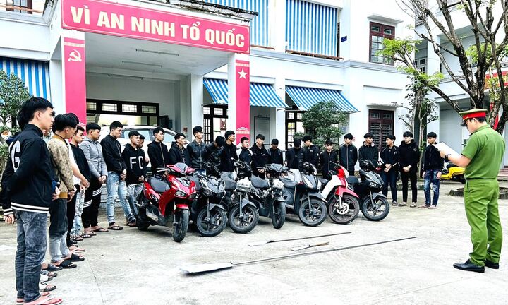 Bắt giam nhóm thanh thiếu niên tụ tập hỗn chiến
