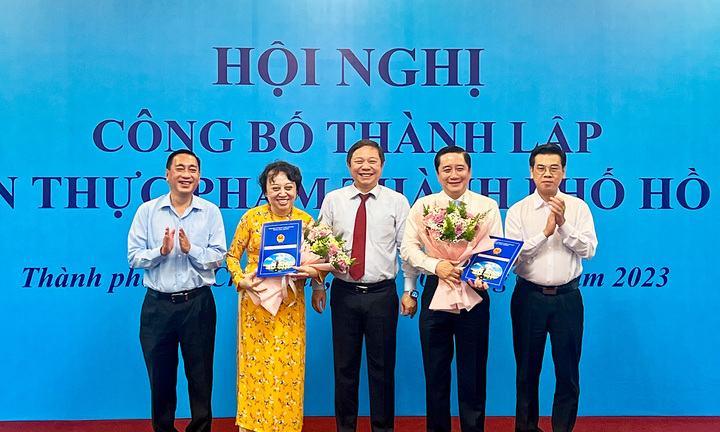 Bà Phạm Khánh Phong Lan làm Giám đốc Sở An toàn thực phẩm TP.HCM