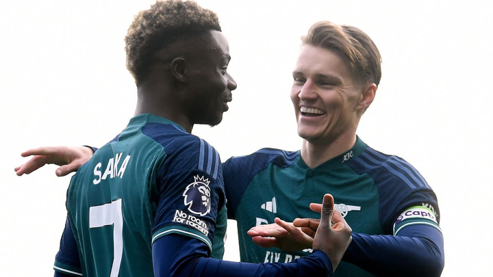 Fulham 2-1 Arsenal: Trận thua bạc nhược