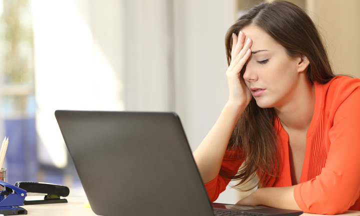 Nghĩ mờ mắt, đau đầu do áp lực học tập, đi khám phát hiện mắc bệnh hiếm