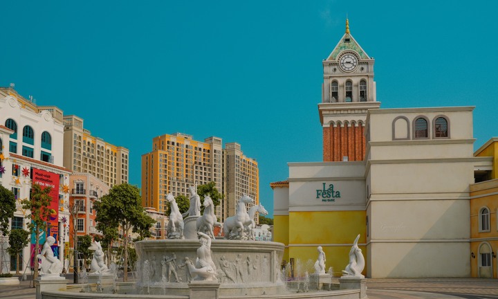 La Festa Phu Quoc, Curio Collection by Hilton lọt top khách sạn mới tốt nhất