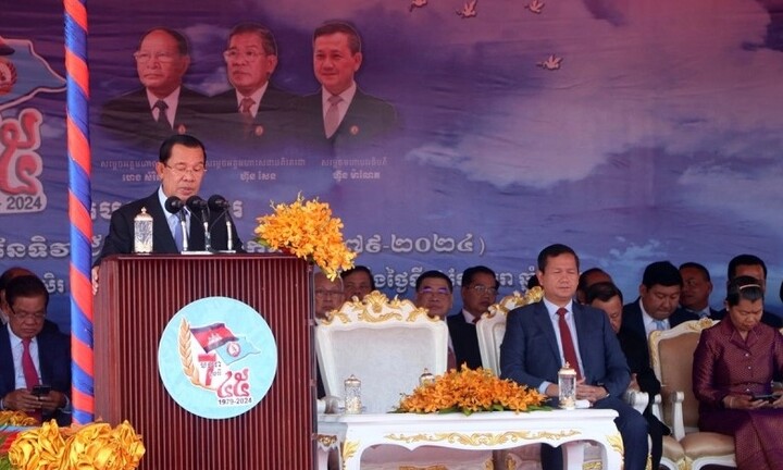 Campuchia luôn ghi nhớ sự hi sinh to lớn của người lính tình nguyện Việt Nam