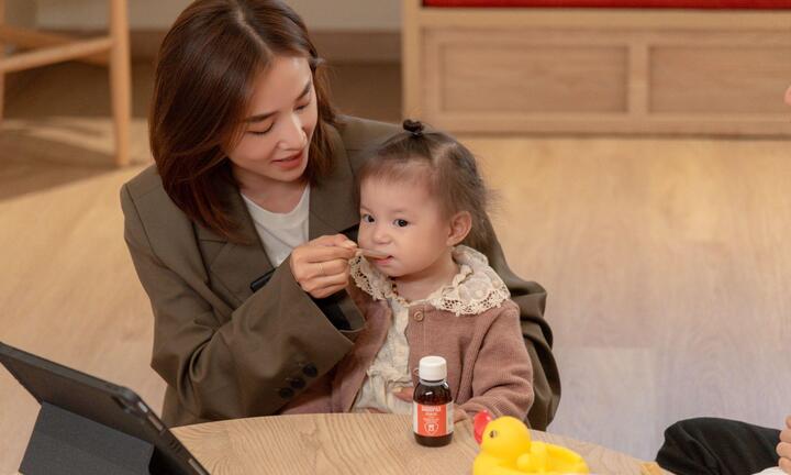 Gia đình Pam Yêu Ơi gây sốt khi livestream cùng Gadopax Forte