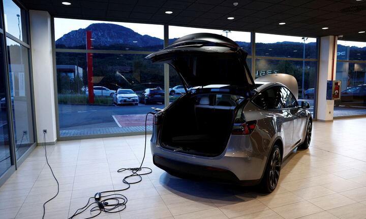 IEA: Xe điện giúp thế giới giảm 5 triệu thùng dầu mỗi ngày vào năm 2030