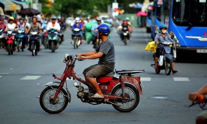 Vì sao việc thu hồi, tái chế xe cũ nát vẫn bế tắc?