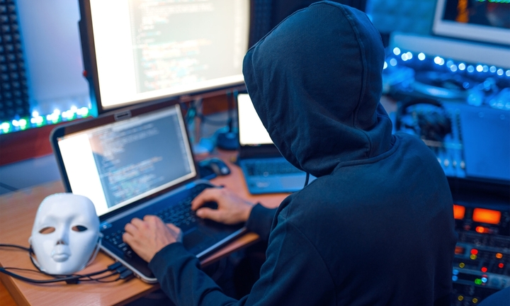 Tư vấn sức khoẻ online, nhiều bác sĩ 'sập bẫy' ghép hình đồi trụy, tống tiền