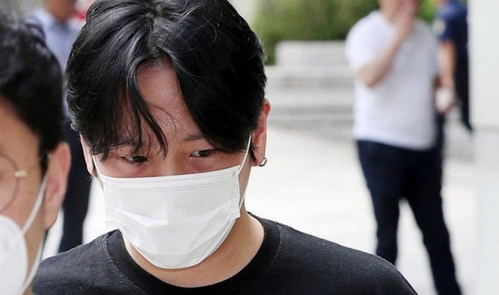 Ca sĩ Himchan bị đề nghị 7 năm tù vì cưỡng bức nhiều phụ nữ