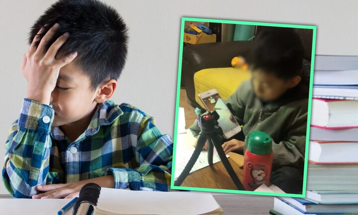 Con lười làm bài tập về nhà, mẹ livestream nhờ dân mạng giám sát