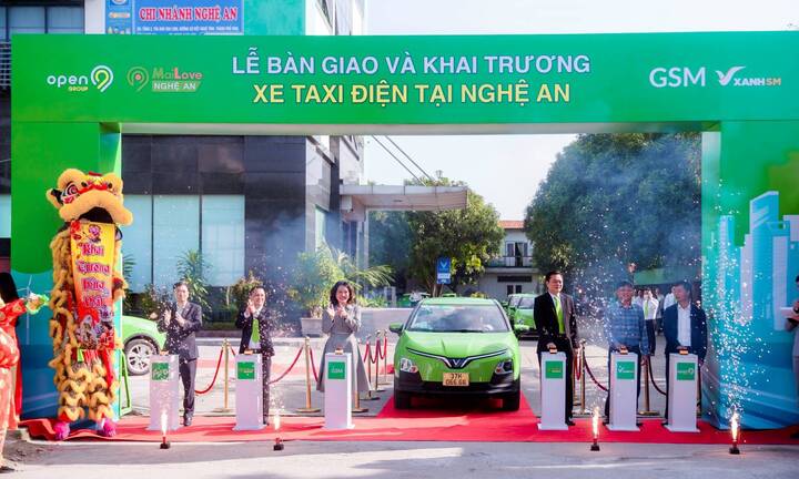 Công ty Sơn Nam thuê xe VinFast từ GSM, triển khai dịch vụ taxi điện MaiLove