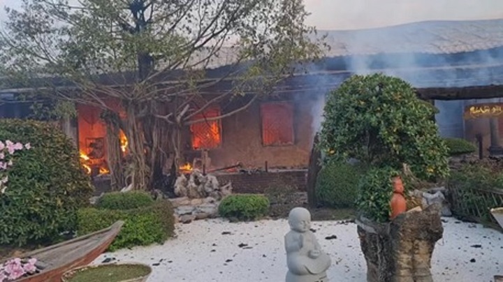 Hà Nam: Khống chế không để lan rộng vụ cháy tại Chùa Phật Quang