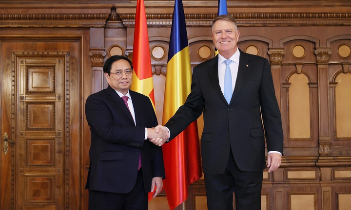 Thủ tướng Phạm Minh Chính hội kiến Tổng thống Romania Klaus Iohannis