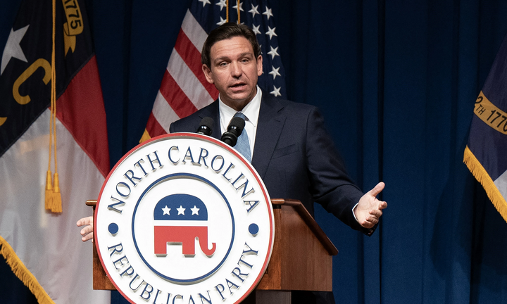 Bầu cử Mỹ 2024: Ứng cử viên Ron DeSantis bất ngờ từ bỏ cuộc đua