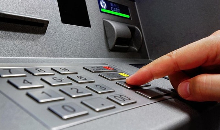 Thời gian phục vụ khách hàng của hệ thống ATM