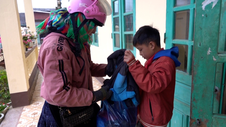 Học sinh vùng cao Mù Cang Chải chống chọi với giá rét thế nào?