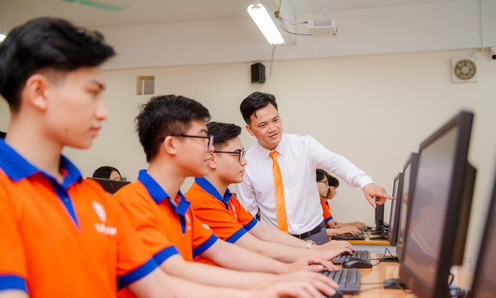 4 vị trí việc làm nhận lương tỷ đồng/năm cho sinh viên ngành Khoa học máy tính