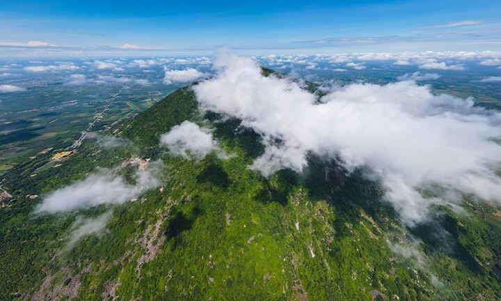 Lịm tim trước cảnh sắc tuyệt mỹ của thung lũng huyền bí nhất Đông Nam Bộ