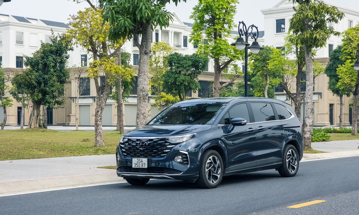 Hyundai Custin – Chiếc MPV dành cho cả gia đình và người lái