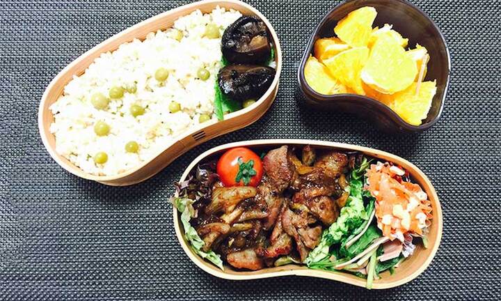 Cơm nhà mang đi ăn trưa có tốt?