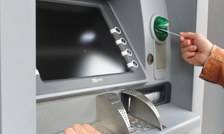 Cây ATM có bao giờ hết tiền?