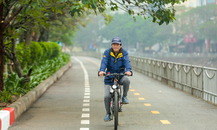 Người Hà Nội vui mừng trải nghiệm tuyến đường dành riêng cho xe đạp