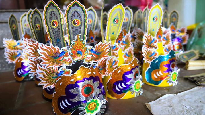 Thủ phủ vàng mã ngoại thành Hà Nội hối hả trước ngày ông Công ông Táo