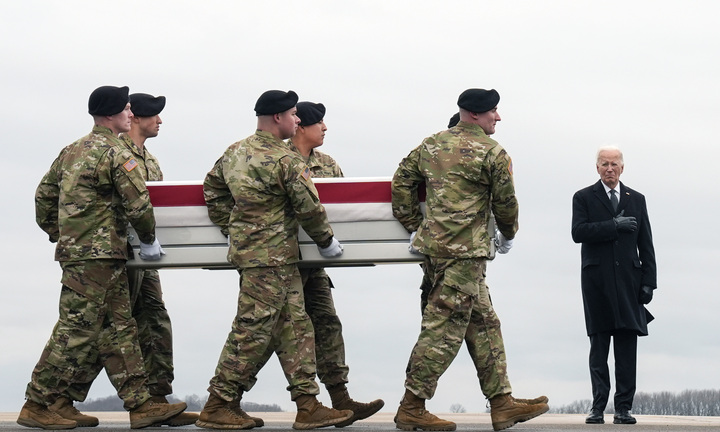 Mỹ không kích trả đũa các mục tiêu quân sự của Iran ở Iraq và Syria